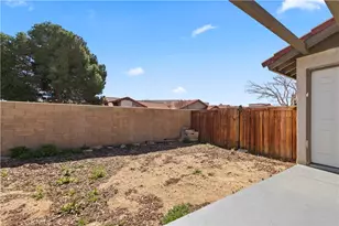 12207 Merrod, Victorville, CA 92395 - Photo 29
