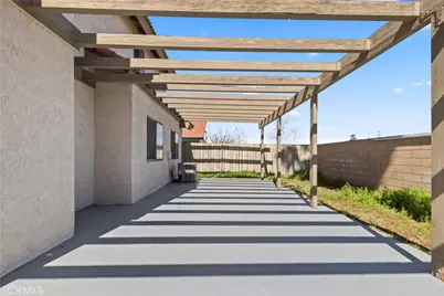 12207 Merrod, Victorville, CA 92395 - Photo 31