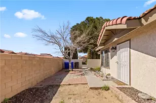 12207 Merrod, Victorville, CA 92395 - Photo 25