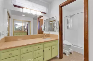 13685 Hidden Valley Rd, Victorville, CA 92395 - Photo 35