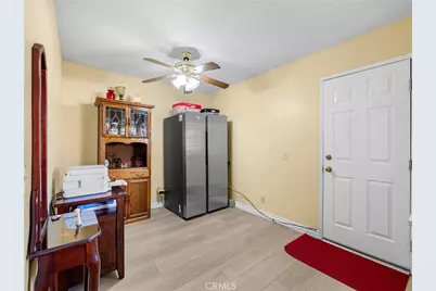 19103 Frances, Apple Valley, CA 92308 - Photo 19