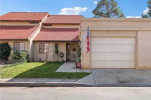 19103 Frances, Apple Valley, CA 92308 - Photo 9