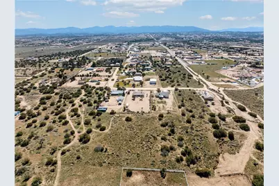 7971 Outpost Road, Oak Hills, CA 92344 - Photo 7