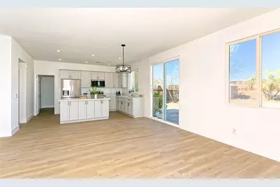 12596 Glen Canyon, Victorville, CA 92395 - Photo 7