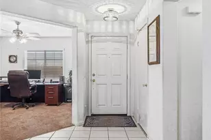 11893 Pepperwood St, Victorville, CA 92392 - Photo 9