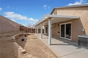 11893 Pepperwood St, Victorville, CA 92392 - Photo 35