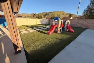 28481 Pear Blossom Ln, Moreno Valley, CA 92555 - Photo 17