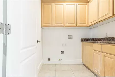 16245 Ridge View Drive, Apple Valley, CA 92307 - Photo 25