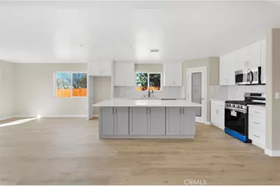 10704 11th Ave., Hesperia, CA 92345 - Photo 9