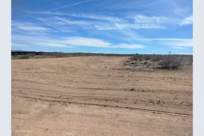 60649 Stagemans, Landers, CA 92285 - Photo 3