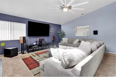 14463 Hillsborough Dr., Victorville, CA 92392 - Photo 17