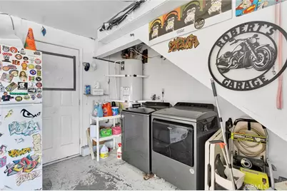 411 McBroom, Barstow, CA 92311 - Photo 37