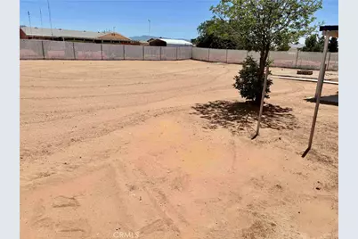 16661 Central, Apple Valley, CA 92307 - Photo 23
