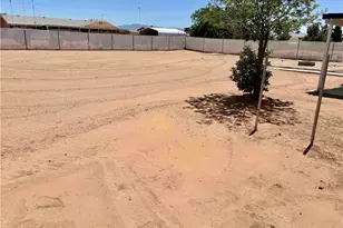 16661 Central, Apple Valley, CA 92307 - Photo 23