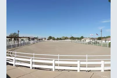 12860 Greensboro Road, Victorville, CA 92395 - Photo 67