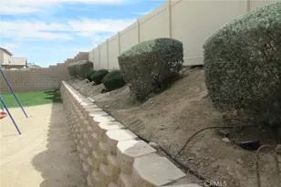 14369 Pioneer Way, Victorville, CA 92394 - Photo 27