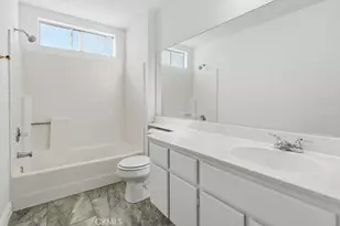 16261 Lake View Ln, Apple Valley, CA 92307 - Photo 19