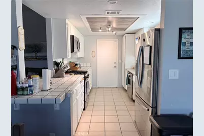 13839 Topmast Drive, Helendale, CA 92342 - Photo 9