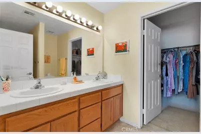 11566 Oak, Apple Valley, CA 92308 - Photo 13