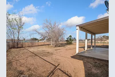 21940 Biloxi, Apple Valley, CA 92307 - Photo 27