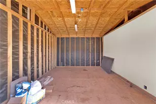 11788 Oasis, Pinon Hills, CA 92372 - Photo 31