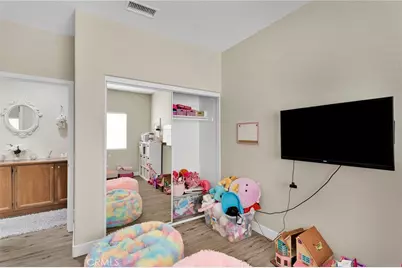 13720 Adams Street, Oak Hills, CA 92344 - Photo 27