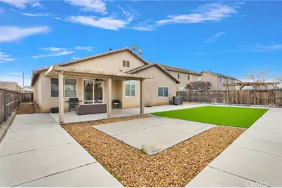 13720 Adams Street, Oak Hills, CA 92344 - Photo 39