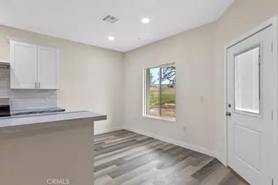 28551 Delaware Drive, Tehachapi, CA 93561 - Photo 9