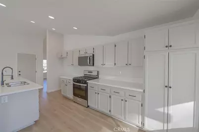 12993 Sundown Road, Victorville, CA 92392 - Photo 11