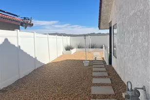 26259 Corona, Helendale, CA 92342 - Photo 17