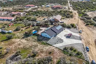 7426 Cedar St, Phelan, CA 92371 - Photo 27