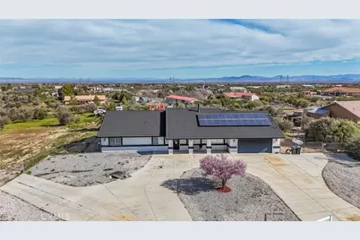 7426 Cedar Street, Phelan, CA 92371 - Photo 3