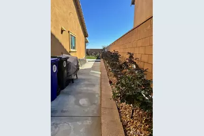 12031 Foster, Victorville, CA 92392 - Photo 5