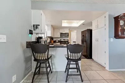 13115 Rolling Ridge, Victorville, CA 92395 - Photo 17