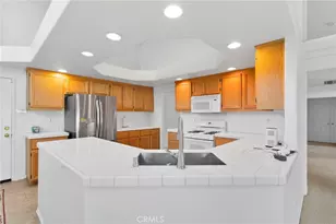 14819 Grasshopper Ct, Victorville, CA 92394 - Photo 19