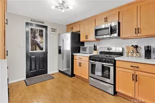 42792 Conifer Dr, Big Bear Lake, CA 92315 - Photo 15
