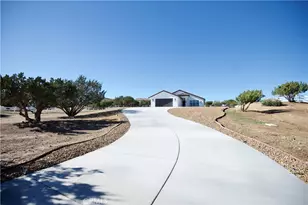 8354 Macron, Oak Hills, CA 92344 - Photo 21