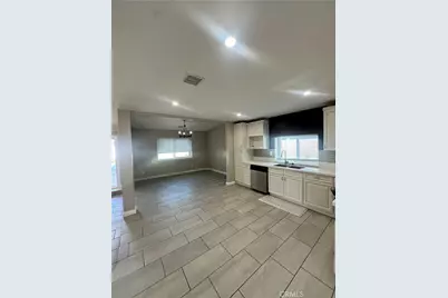 12790 Desert Creek Circle, Victorville, CA 92395 - Photo 7