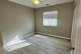 12790 Desert Creek Cir, Victorville, CA 92395 - Photo 11