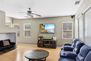 15126 Bluffside Ln, Victorville, CA 92394 - Photo 11