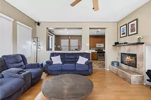 15126 Bluffside Ln, Victorville, CA 92394 - Photo 9