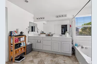 15126 Bluffside Lane, Victorville, CA 92394 - Photo 31