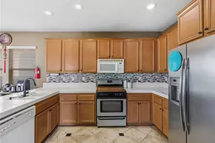 15126 Bluffside Ln, Victorville, CA 92394 - Photo 15