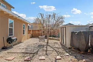 15126 Bluffside Ln, Victorville, CA 92394 - Photo 41