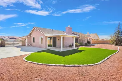 18766 Kitom, Apple Valley, CA 92308 - Photo 3