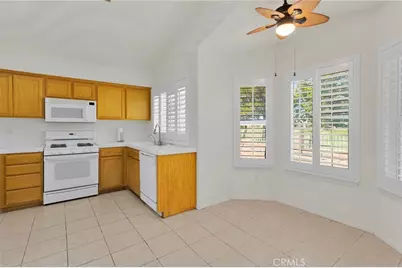 11220 Country Club Drive, Apple Valley, CA 92308 - Photo 13