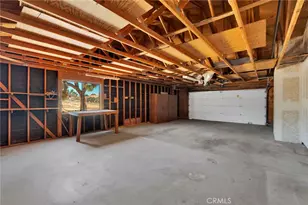 13421 Dean, Victorville, CA 92395 - Photo 29