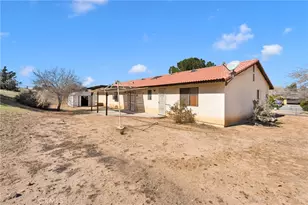 13421 Dean, Victorville, CA 92395 - Photo 35