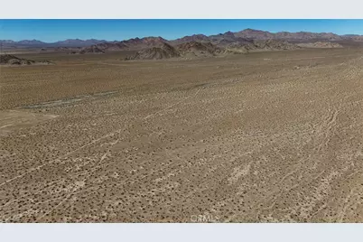 704 Haynes (Near) Road, Lucerne Valley, CA 92356 - Photo 7