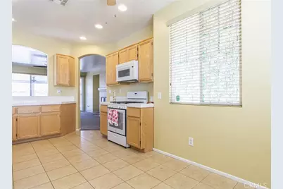 11554 Maywood, Victorville, CA 92392 - Photo 15